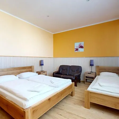 Hotel Hubert Nove Zamky Exterior photo
