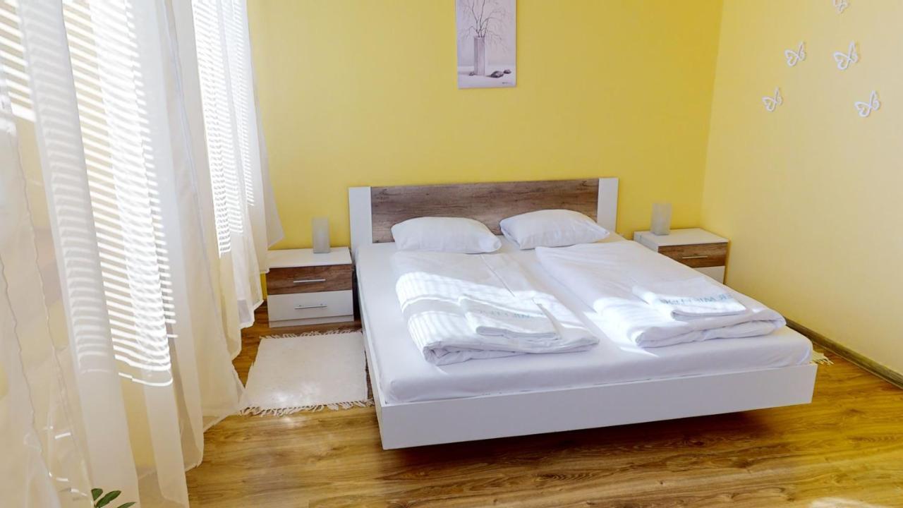 Hubert Hotel 3*