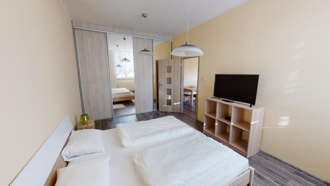 Hubert Hotel 3*